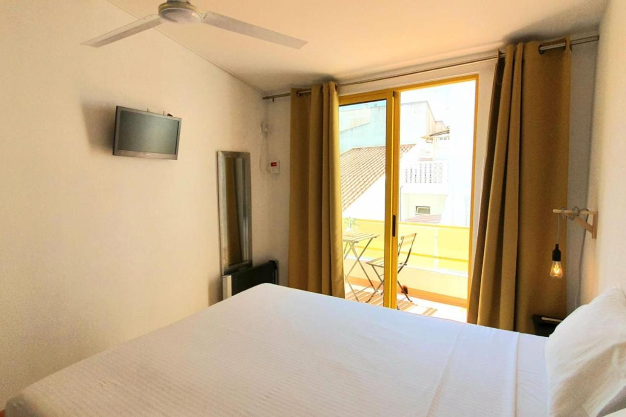 Lovelystay - Yellow Submarine House Lagos Extérieur photo