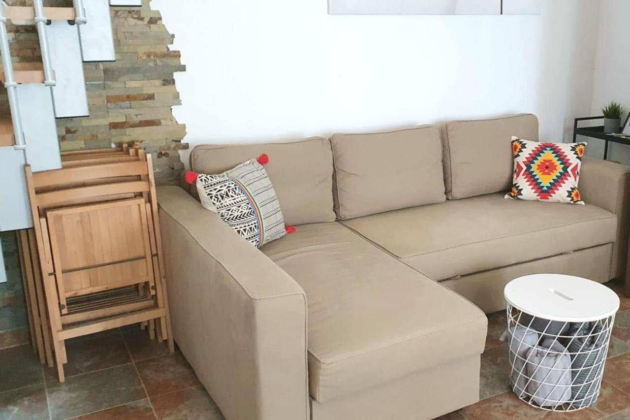 Lovelystay - Yellow Submarine House Lagos Extérieur photo
